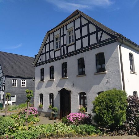 Ferienwohnung Sauerland Burgfenster Lennestadt Buitenkant foto